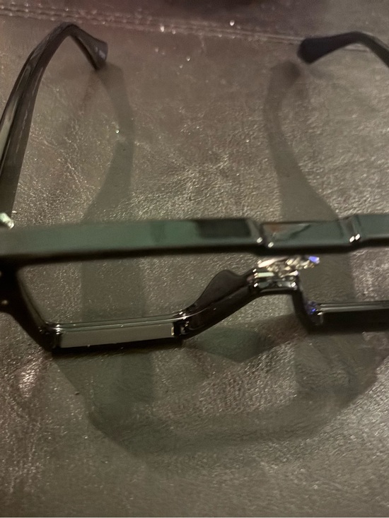 Louis Vuitton Cyclone Sunglasses – Z1790E